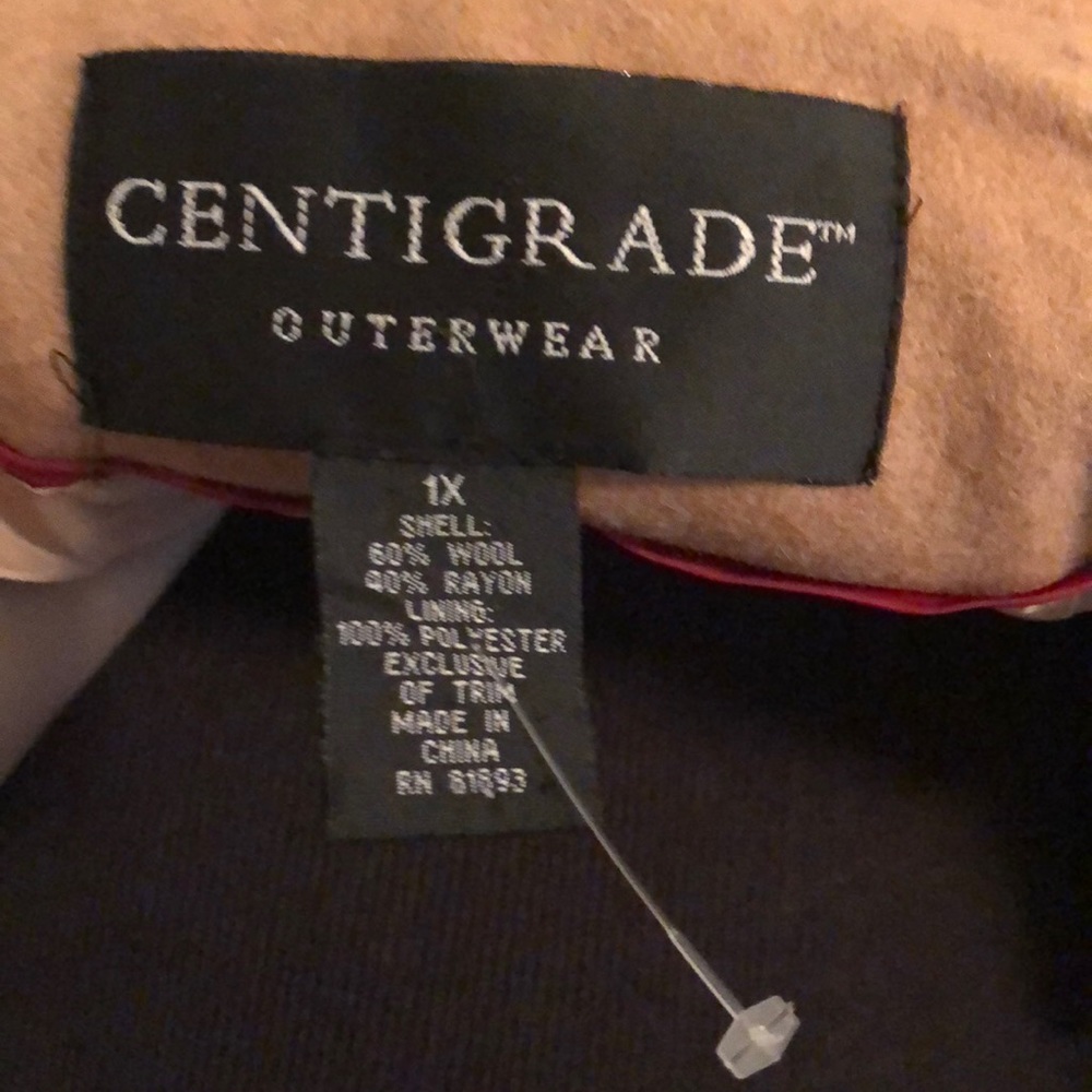 Coat - Picture 4 of 4